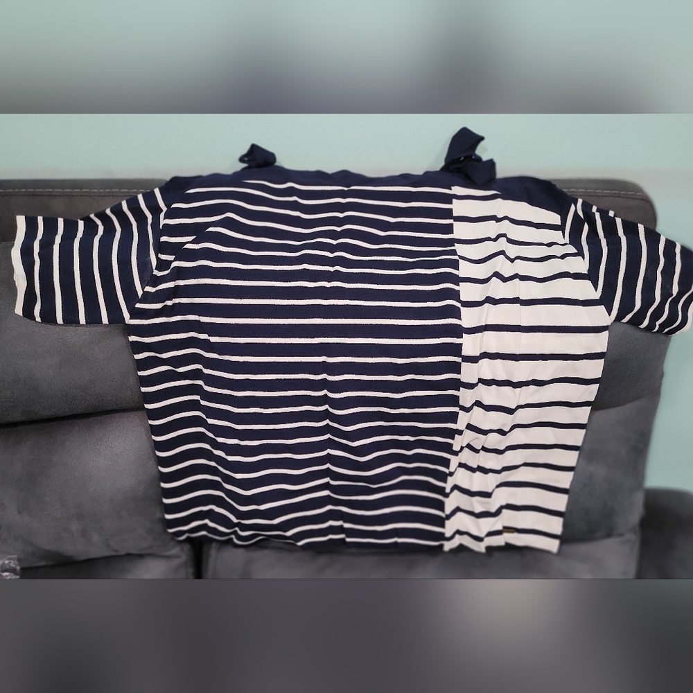 Women's Nautica sweater size Large